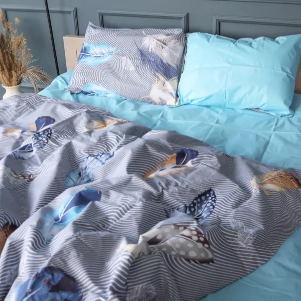 Фото - Комплект постільної білизни MirSon Бязь 17-0743 Blue Feathers 220х240 (2200010844825) Фото - Комплект постільної білизни MirSon Бязь 17-0743 Blue Feathers 220х240 (2200010844825)